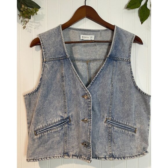 Cavalini Denim Collection Womens Medium Wash Sleeveless Vest With Button - Picture 5 of 8